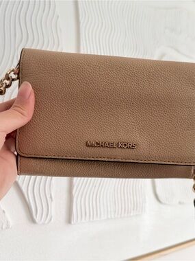 MICHAEL KORS Pebbled Leather Crossbody in Taupe